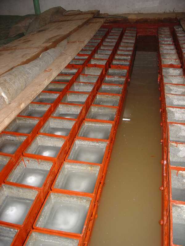 Ice factory 2 ice pool