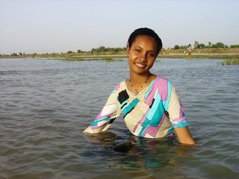 Halfiya picnic Einas