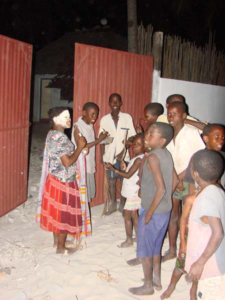 DSC06031 Pangane village daku drum & dance by Peter Bennett
